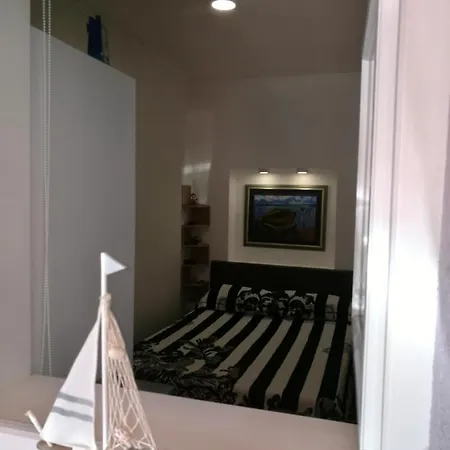 Roberto Apartment